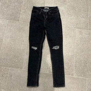 Levi’s 721 high rise skinny jeans